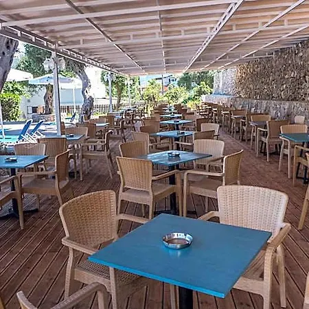 Golden Alexandros Sinarades